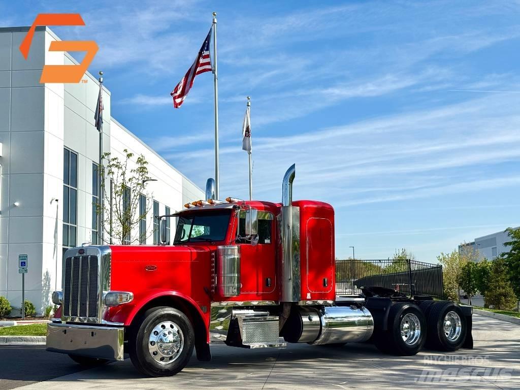 Peterbilt 389 Trekkers