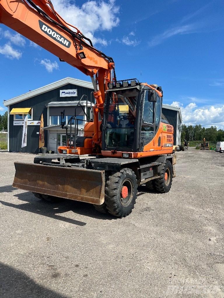 Doosan DX 160 W-3 Wielgraafmachines