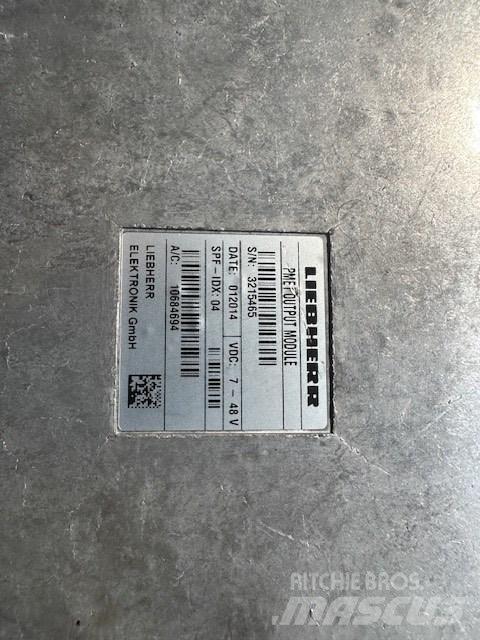Liebherr L 580 Electronics