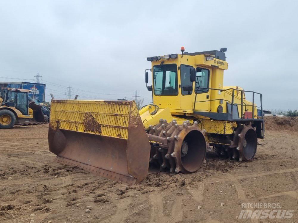 Bomag BC722RB2 Stampers