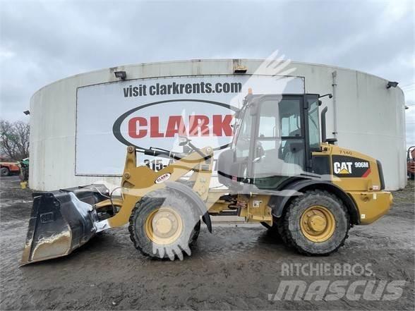 CAT 906M Wielladers