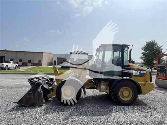 CAT 906M Wielladers