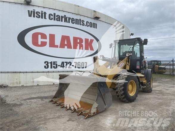 CAT 908M Wielladers