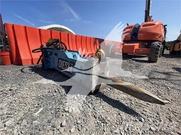  DIESEL DE120 Hamers en brekers