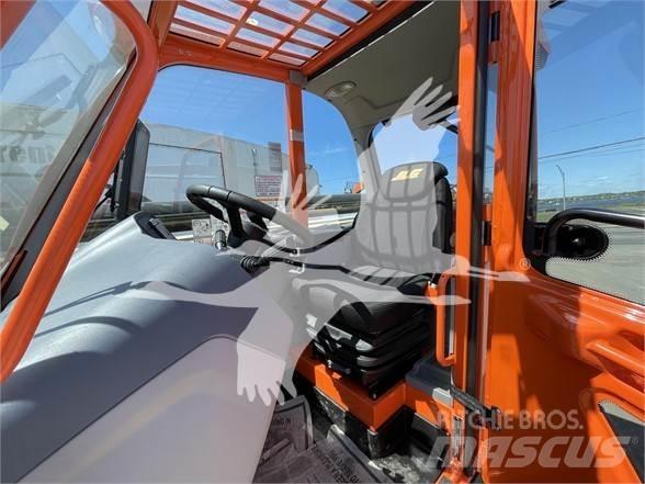 JLG 1075 Verreikers