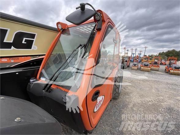 JLG 742 Verreikers