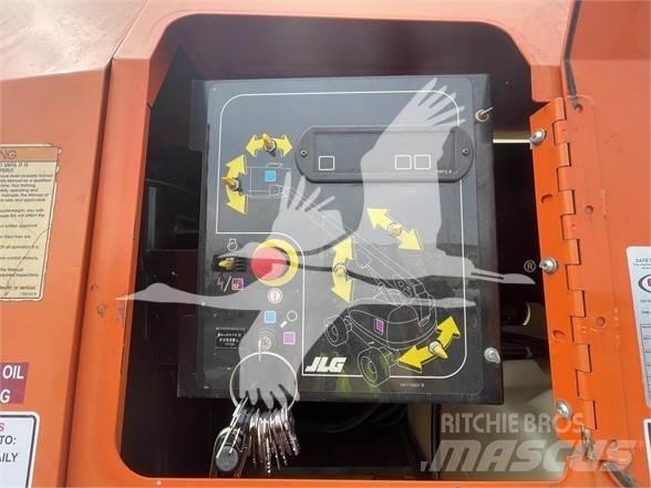 JLG 800S Telescoophoogwerkers
