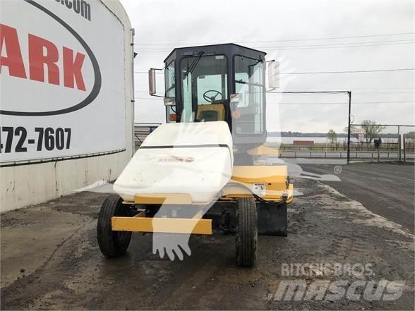  LAYMOR SM400 Veegmachines