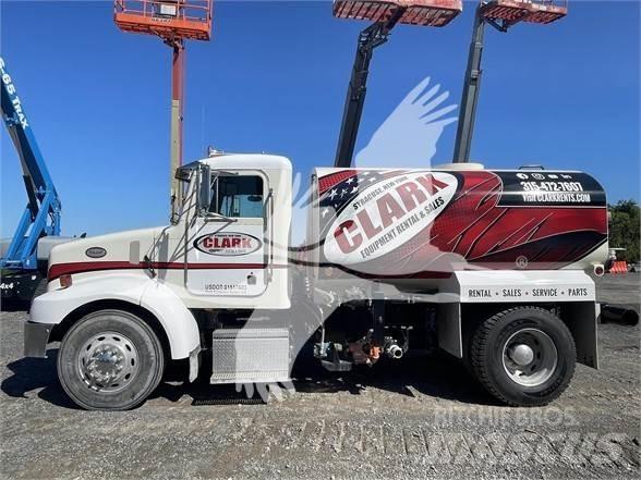 Peterbilt 330 Water tankwagens