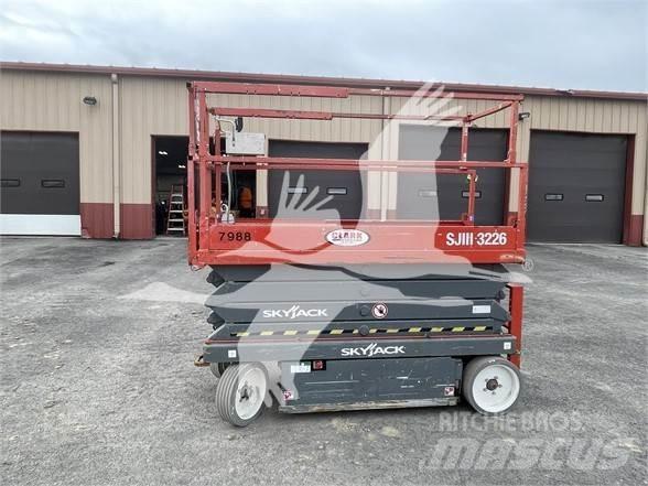 SkyJack SJ3226 Schaarhoogwerkers
