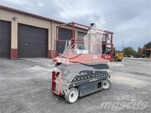 SkyJack SJ3226 Schaarhoogwerkers