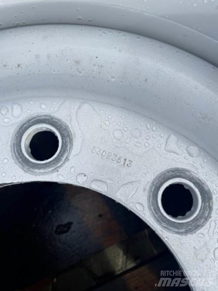  Øvrige ØVRIGE Banden, wielen en velgen