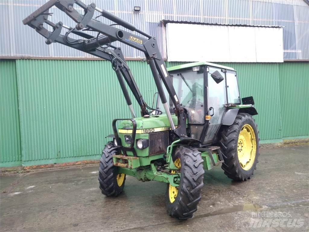 John Deere 1850 Tractoren