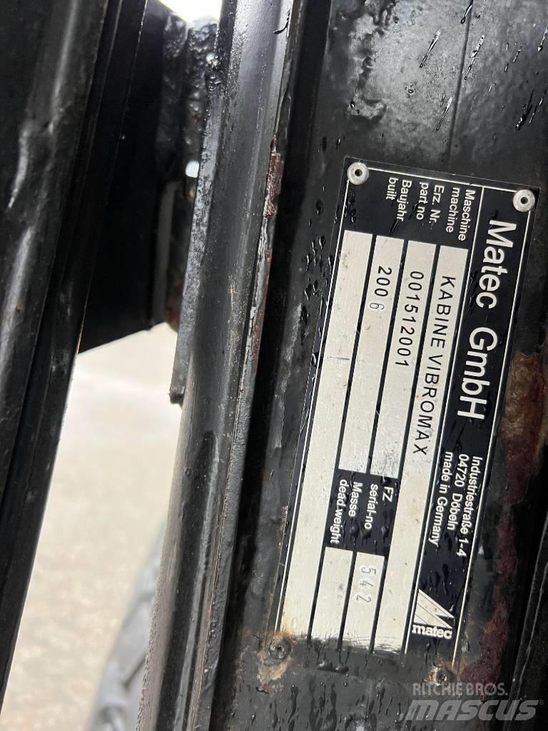 JCB Vibromax VM 75 Trilrolwalsen