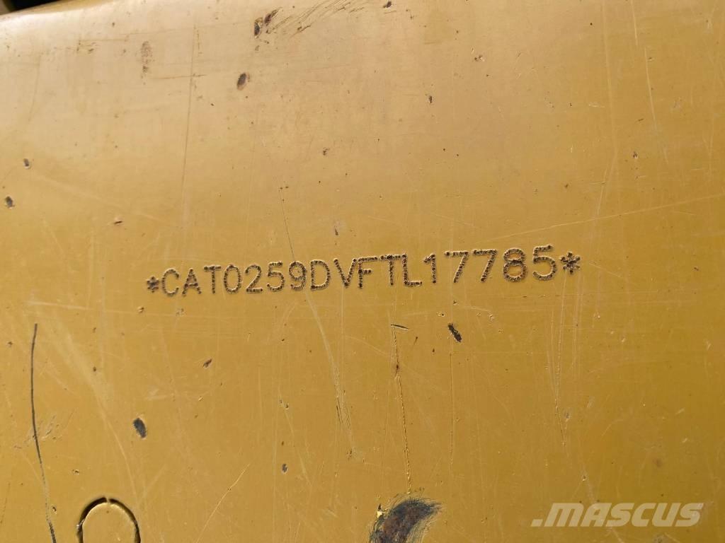 CAT 259 D Schrankladers