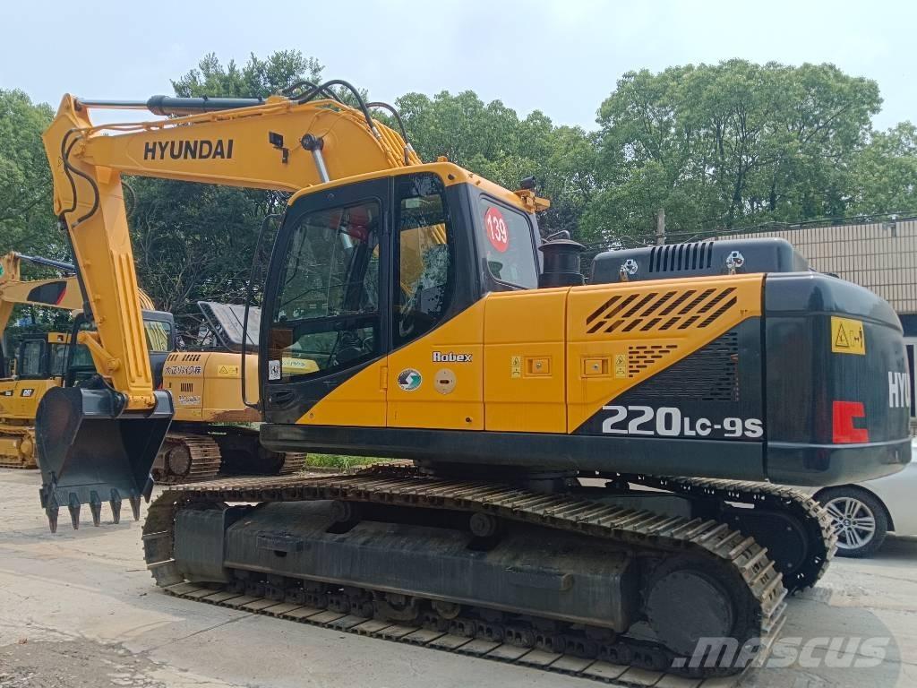 Hyundai 220LC-9S Rupsgraafmachines