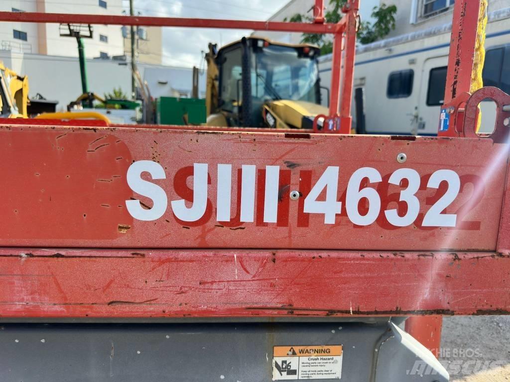 JLG 32 Lift Schaarhoogwerkers