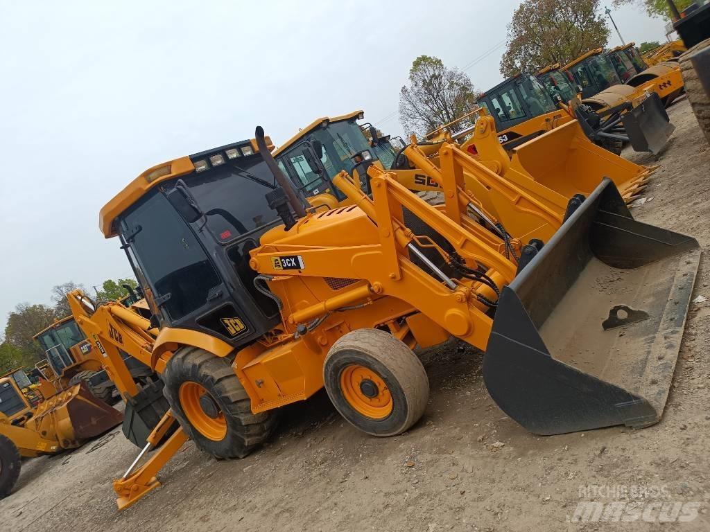 JCB 3 CX Wielladers