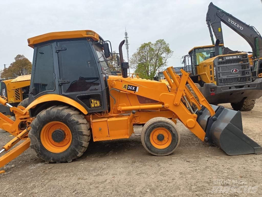 JCB 3 CX Wielladers