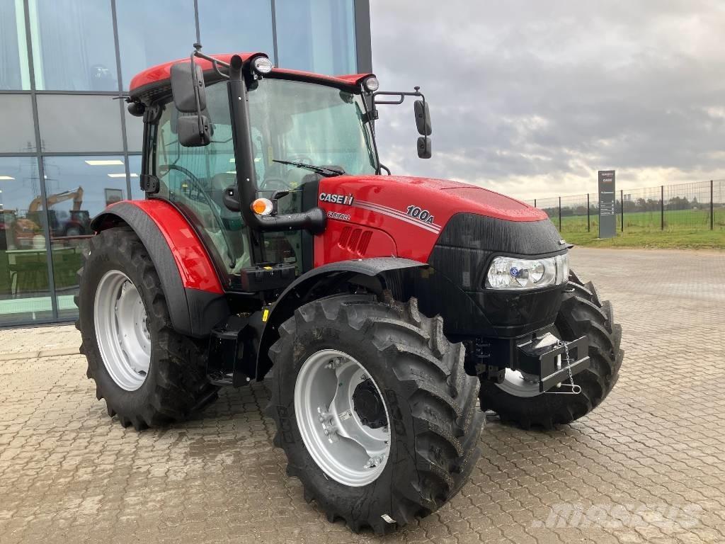 Case IH Farmall 100A Tractoren