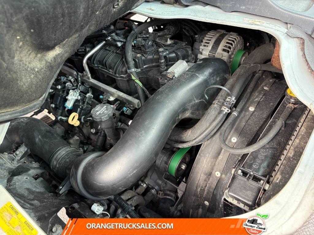 Isuzu NPR Platte bakwagens