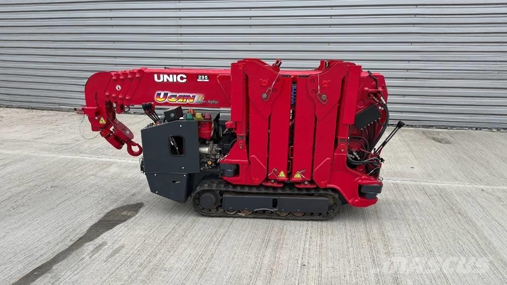 Unic URW 295 Mini hijskraan