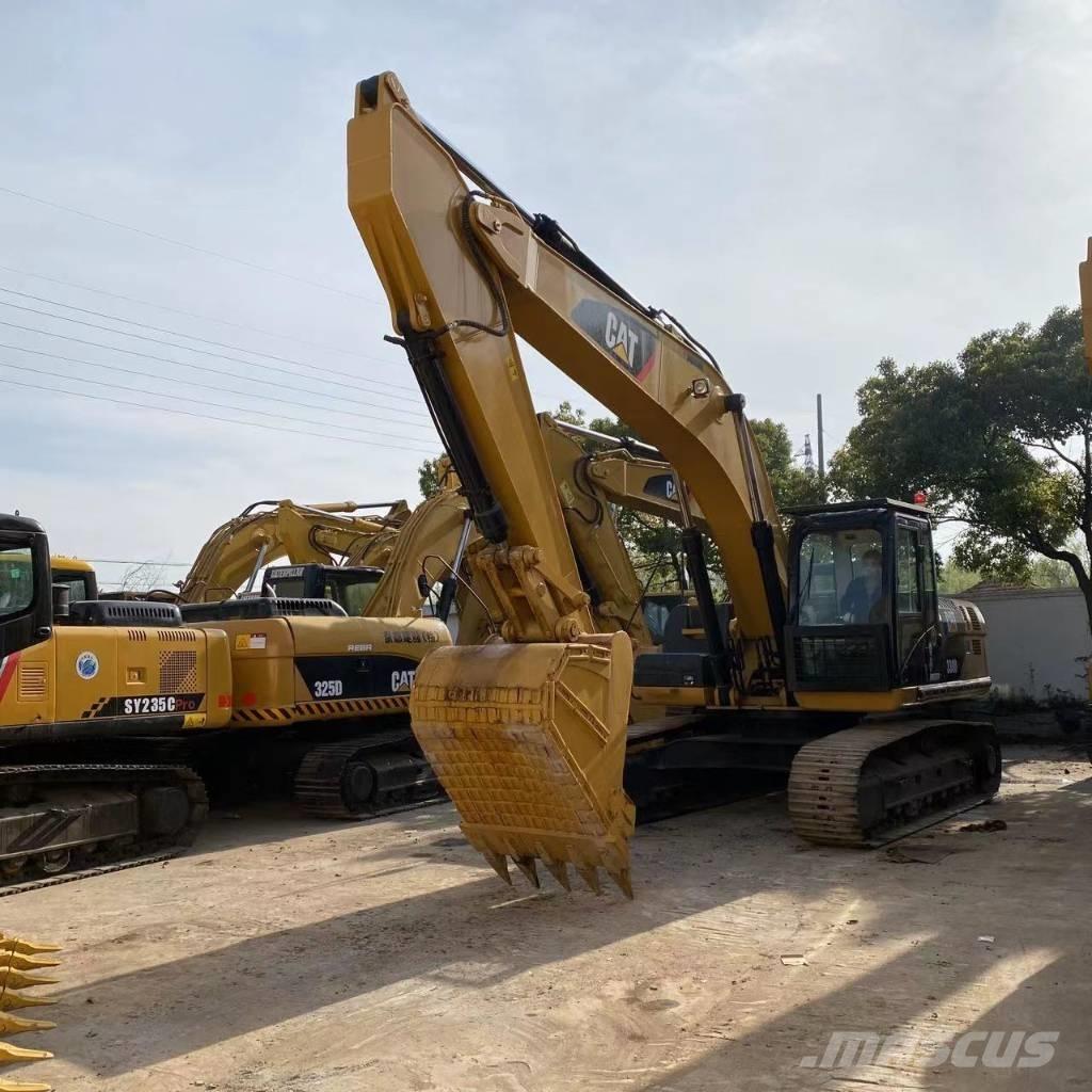 CAT 330 Rupsgraafmachines