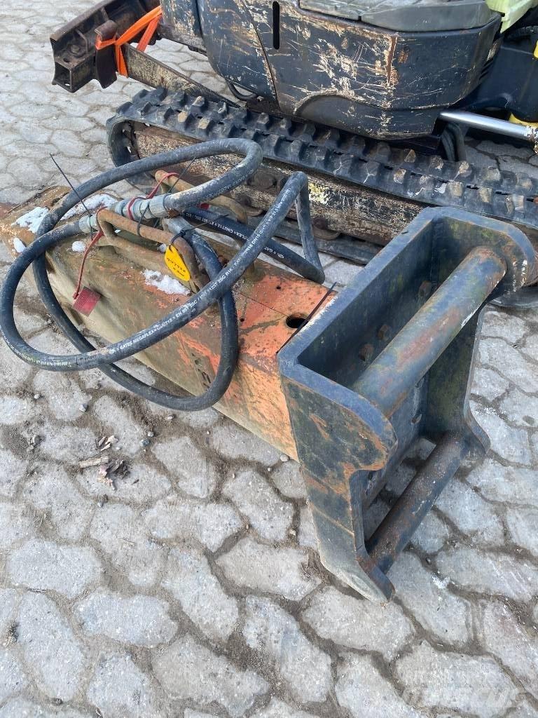 NPK E204 Hamers en brekers