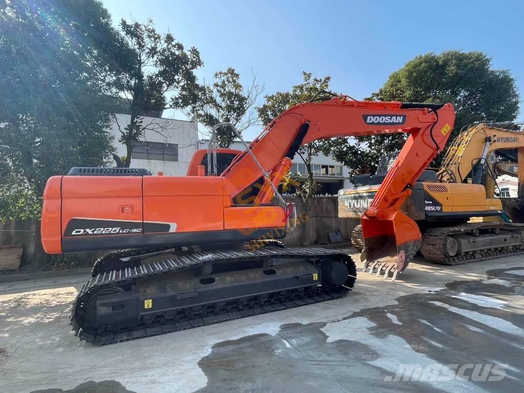 Doosan DX 225 LC Graafmachines Long Reach