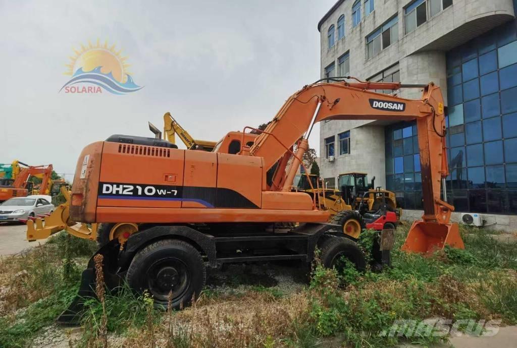 Doosan DH 210 W-7 Wielgraafmachines