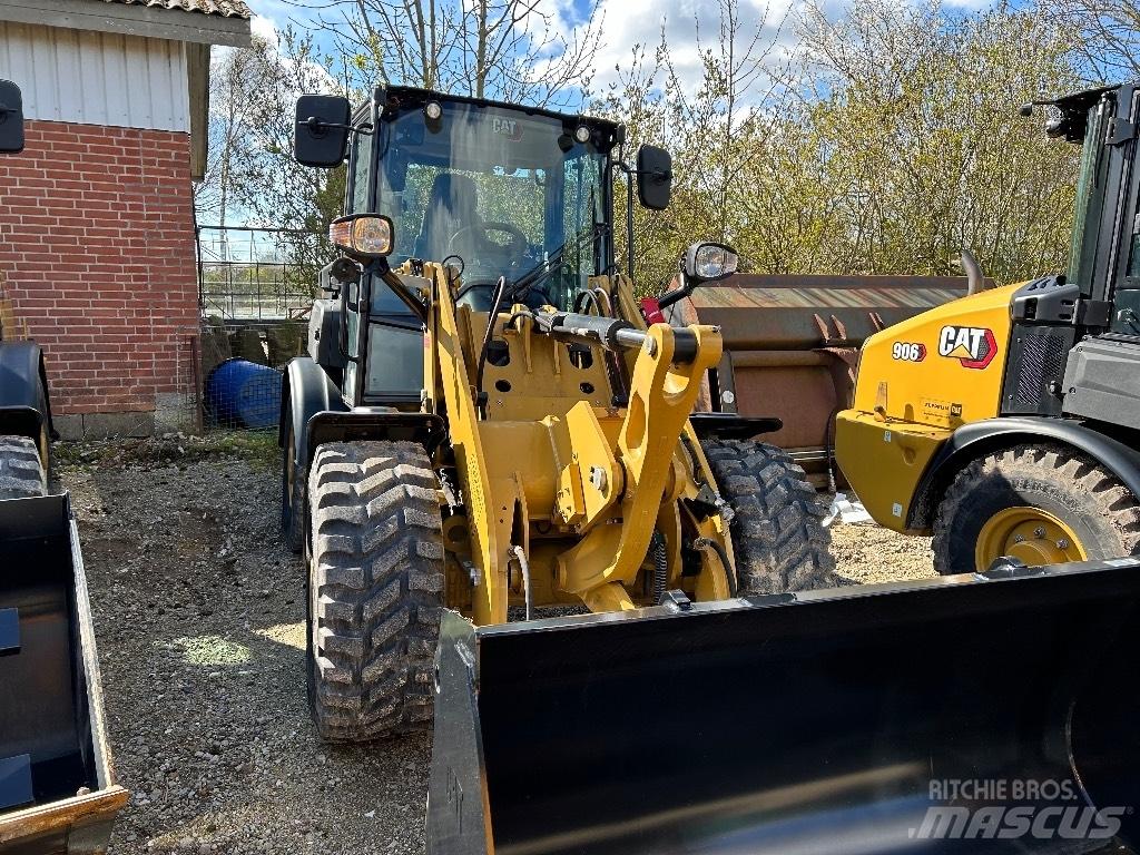 CAT 906 Wielladers