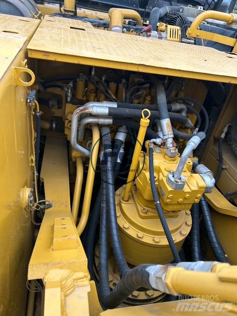 CAT 325 D2 Rupsgraafmachines