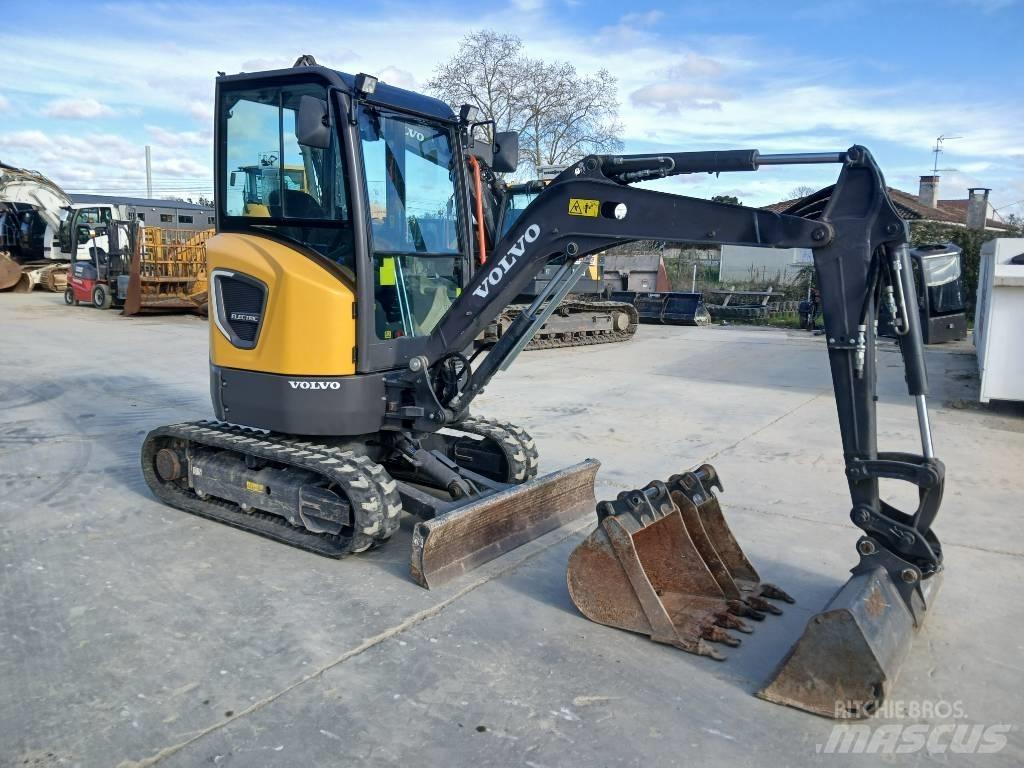 Volvo JECR25D Minigraafmachines < 7t