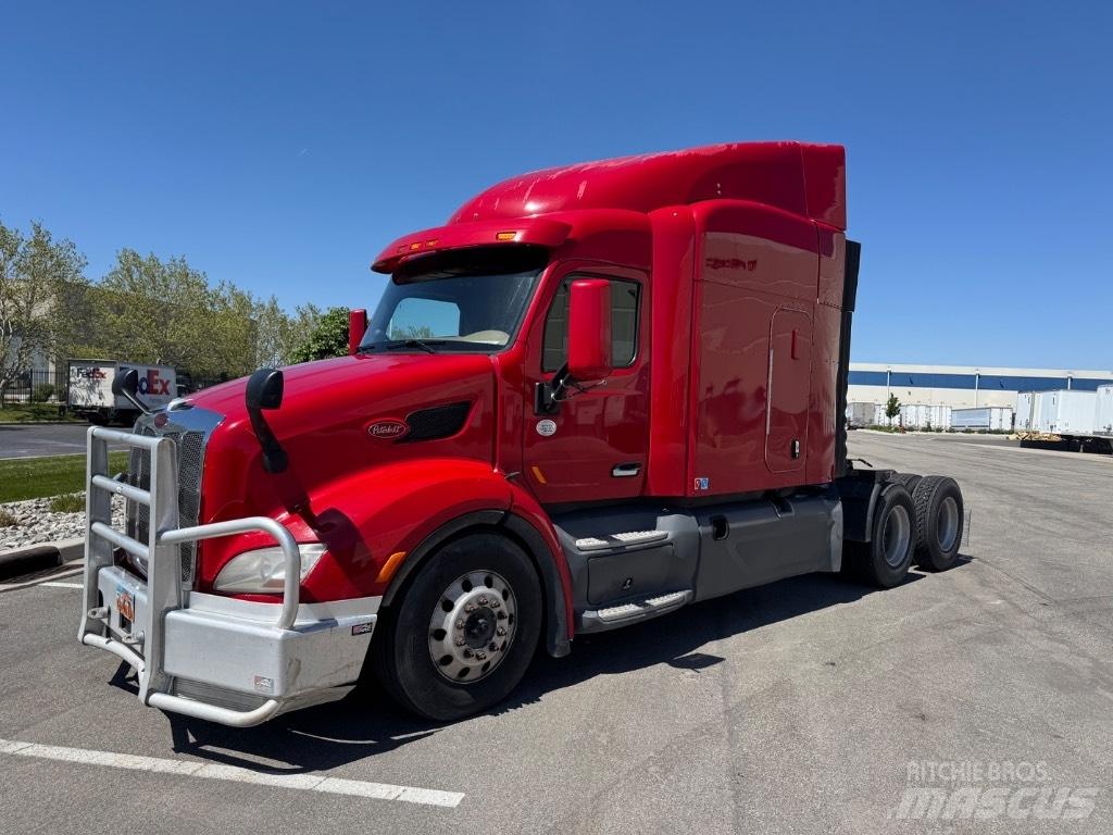 Peterbilt 579 Trekkers