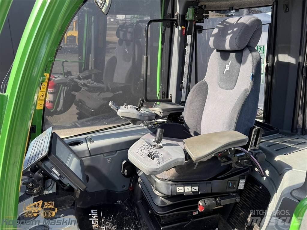 John Deere 1470G Harvesters