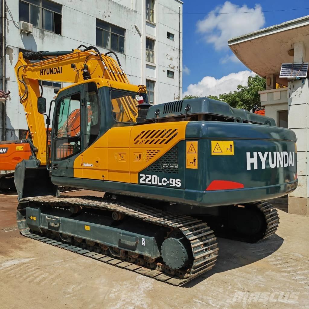 Hyundai R220LC-9S Rupsgraafmachines
