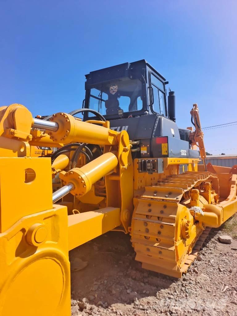 Shantui SD32 Rupsdozers