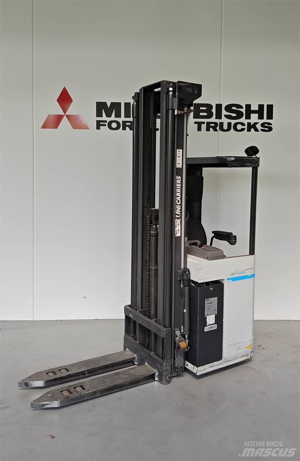 Atlet XSN160 Meerij pallettruck met platform