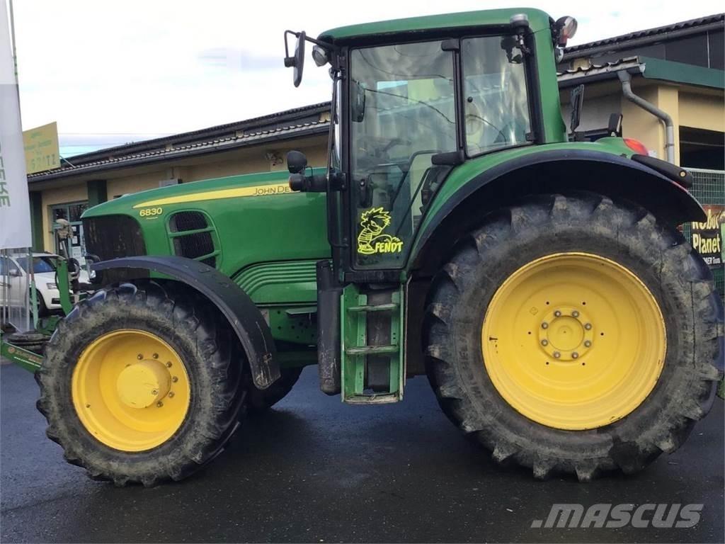 John Deere 6830 Tractoren