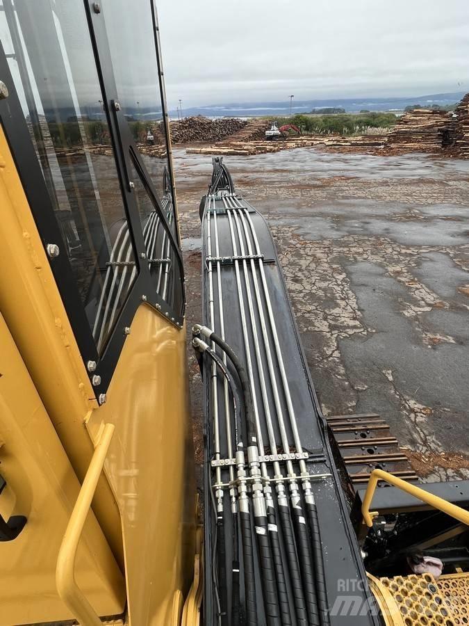 Tigercat 880D Boomstamladers