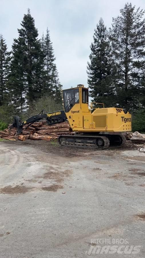 Tigercat 880D Boomstamladers