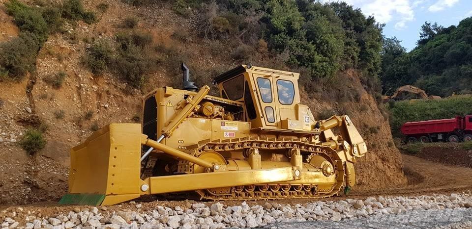 CAT D9G Rupsdozers