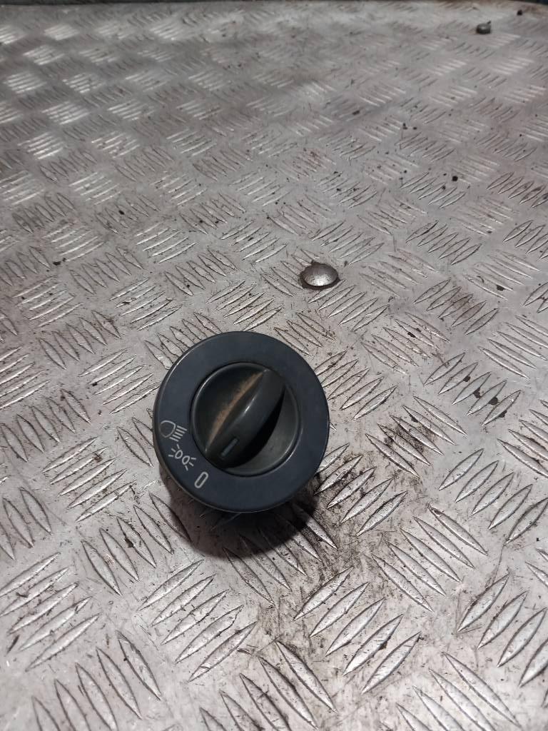 MAN TGM  81255250193 Cabine en interieur