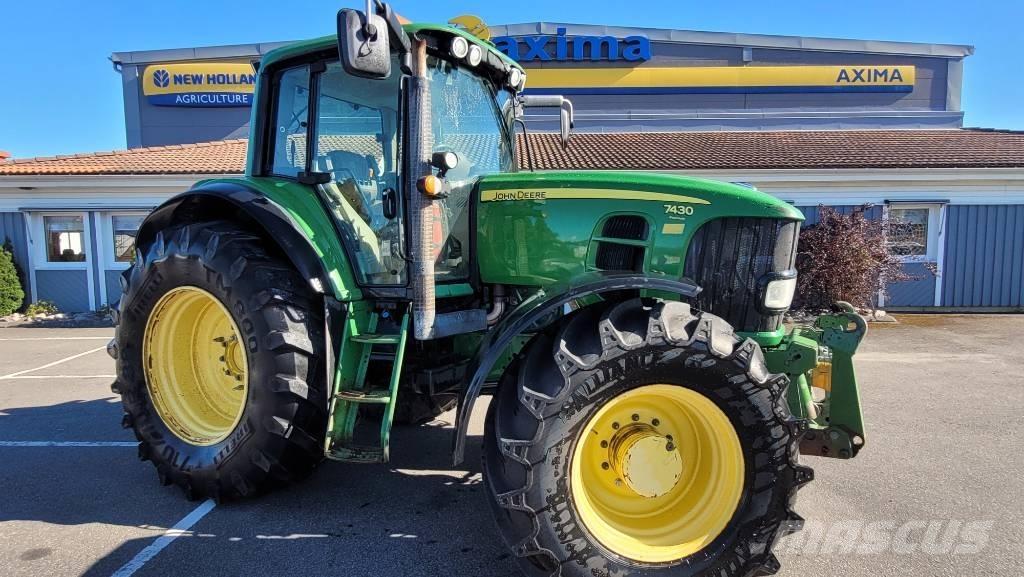 John Deere 7430 AP Tractoren