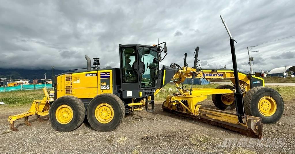 Komatsu GD555-5 Graders