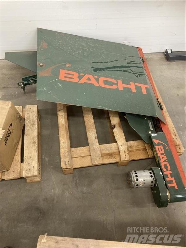 CLAAS BACHT SIDEKNIV Accessoires voor maaidorsmachines