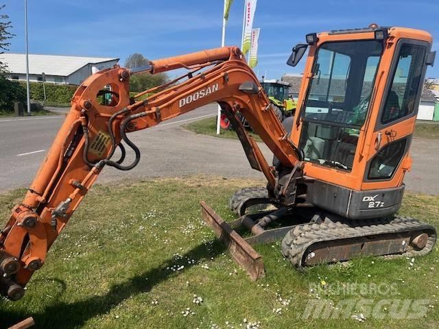 Doosan DX 27 Z Minigraafmachines < 7t