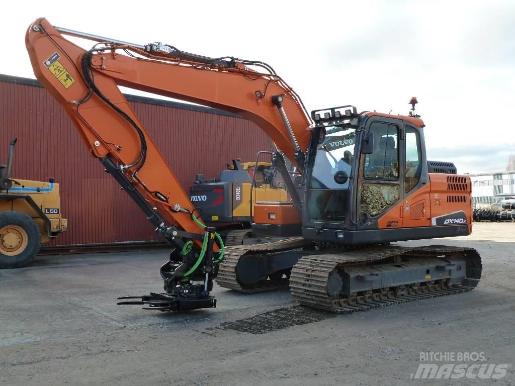 Doosan DX140LC-5 Rupsgraafmachines