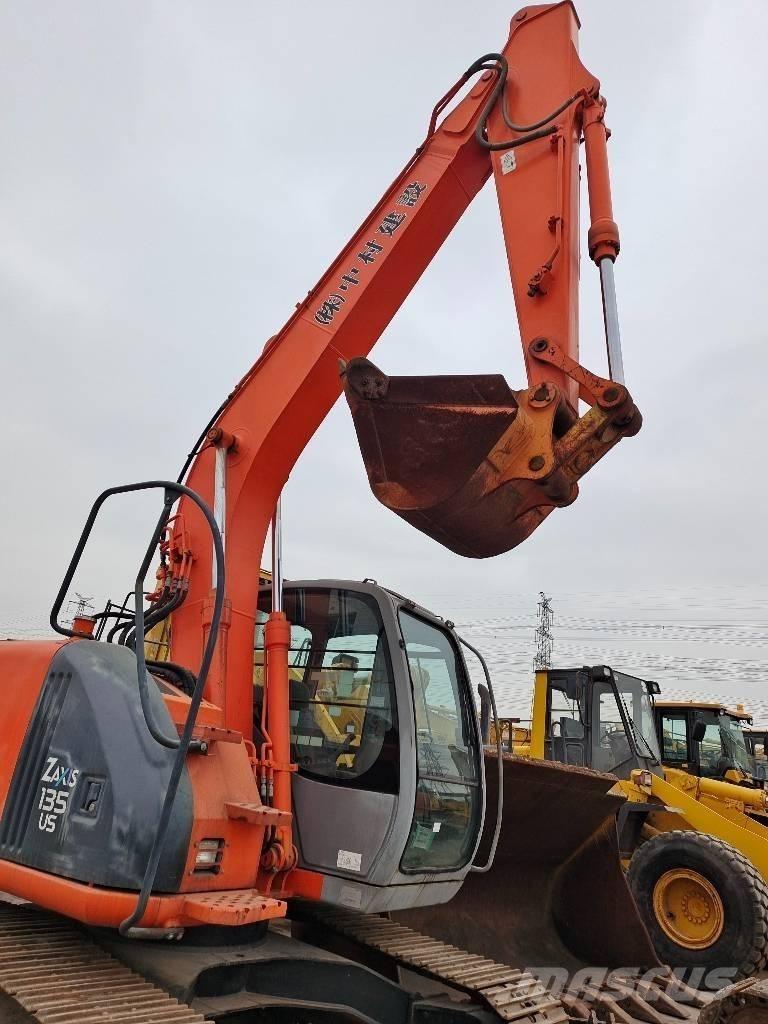 Hitachi ZX 135 US Rupsgraafmachines