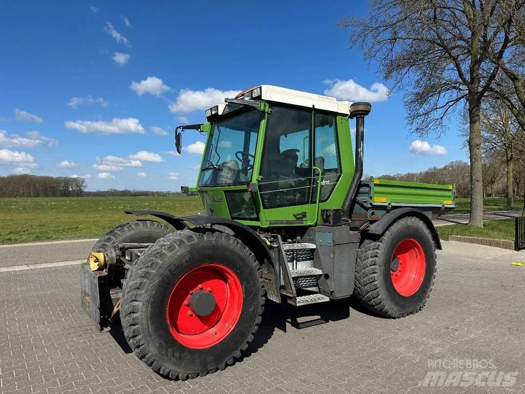 Fendt Xylon 520 Tractoren